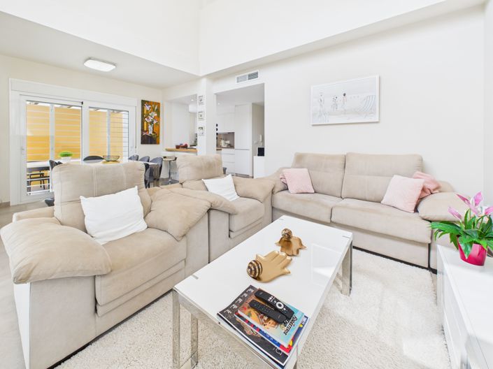 Image No.17-3 Bed Villa for sale