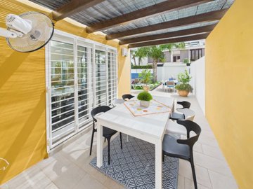 9761stylishmodernvillainmardecristal7c3bedroo