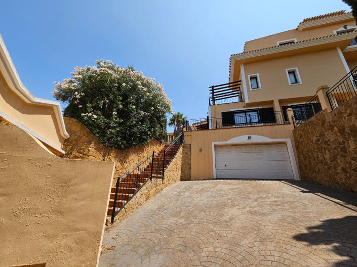 Image No.40-6 Bed Villa for sale