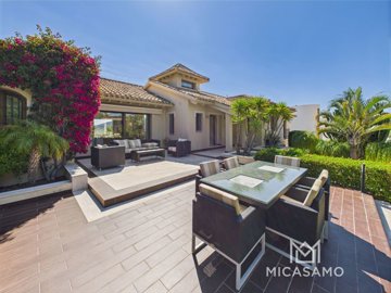 9577elegantfivebedroomvillawithseaviewsinlama