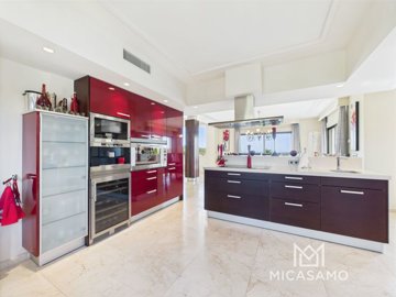 9577elegantfivebedroomvillawithseaviewsinlama