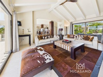 9577elegantfivebedroomvillawithseaviewsinlama