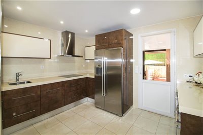 560fivebedroomvillainlasbrisas080923144513img