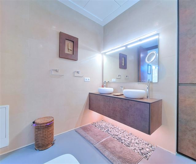 Image No.15-3 Bed Villa for sale