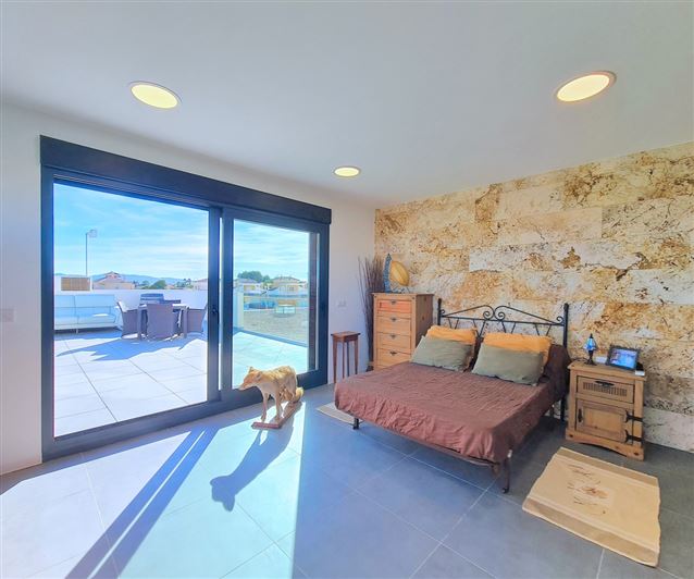 Image No.28-3 Bed Villa for sale