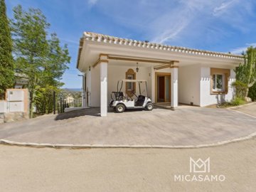 8496threebedroomvillawithstunningviews2105251