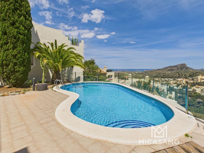 Image No.20-3 Bed Villa for sale