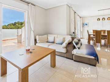 8496threebedroomvillawithstunningviews2105251