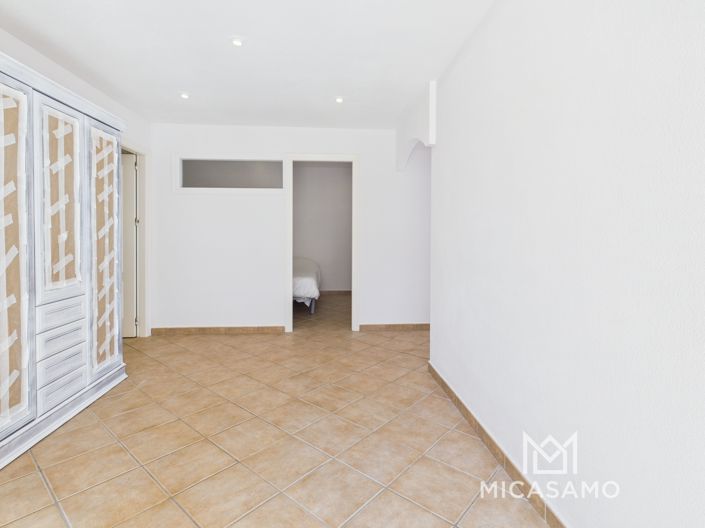 Image No.16-2 Bed Apartment for sale