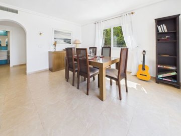 9785luxury4bedroom4bathvillawithprivatepoolan