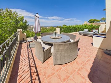 9785luxury4bedroom4bathvillawithprivatepoolan