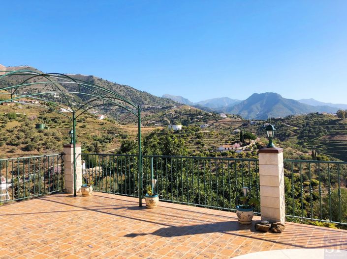 Image No.10-2 Bed Villa for sale