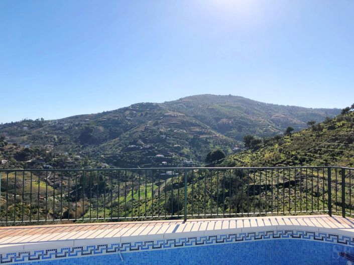 Image No.9-2 Bed Villa for sale