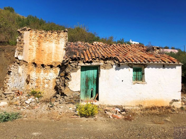 Image No.2-1 Bed Villa for sale