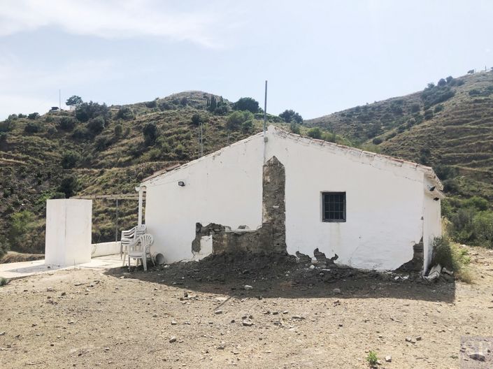 Image No.2-Villa de 2 chambres à vendre à Torrox