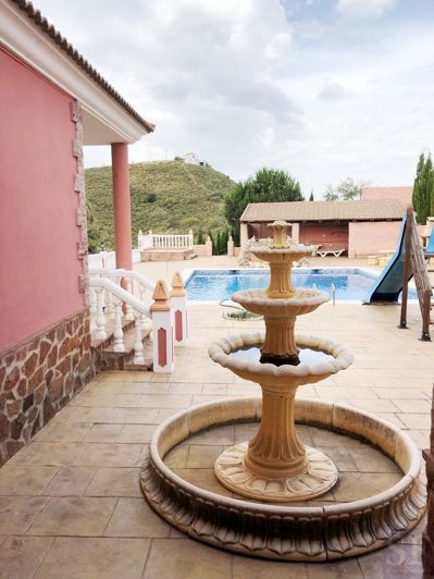 Image No.15-4 Bed Villa for sale