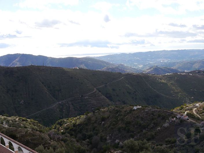 Image No.8-Maison de ville de 4 chambres à vendre à Canillas de Aceituno