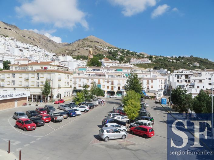 Image No.15-3 Bed Townhouse for sale