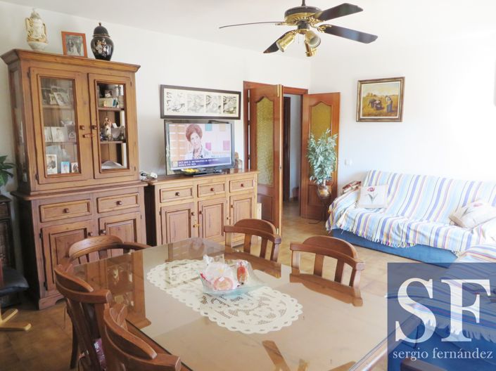 Image No.2-3 Bed Townhouse for sale