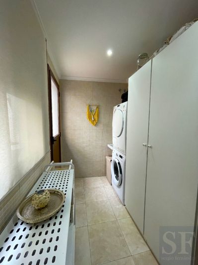 Image No.14-3 Bed Townhouse for sale