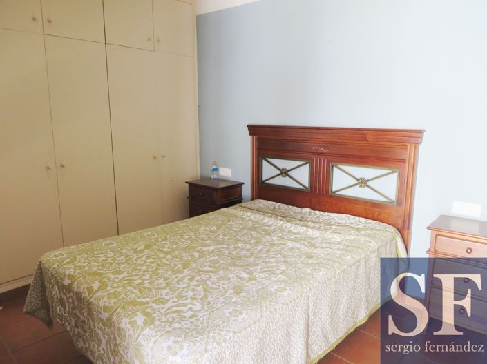 Image No.8-7 Bed Townhouse for sale