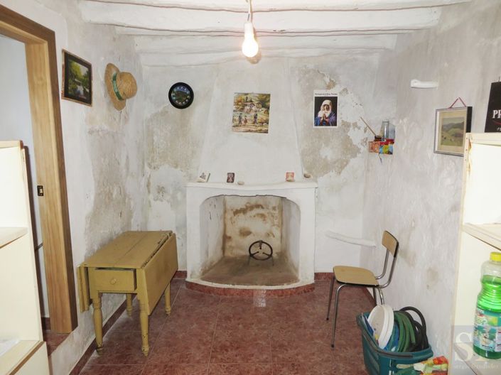 Image No.7-4 Bed Townhouse for sale