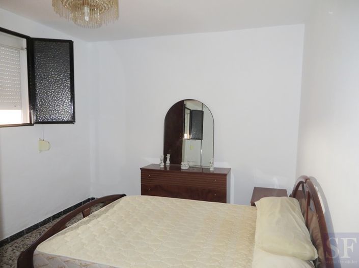 Image No.6-4 Bed Townhouse for sale