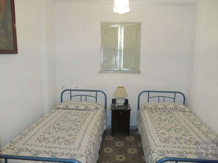 Image No.8-10 Bed Townhouse for sale