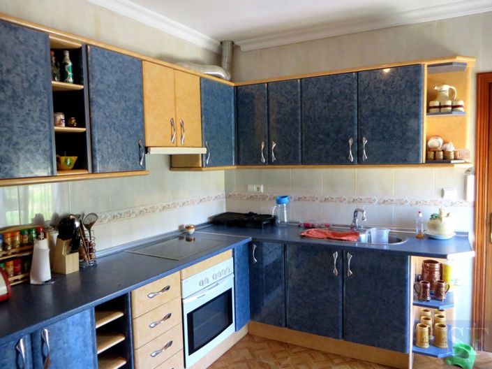 Image No.5-5 Bed Townhouse for sale