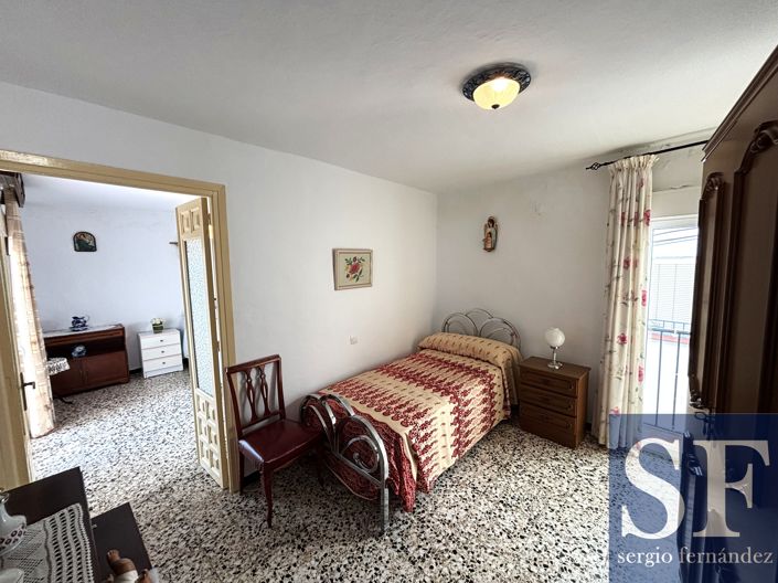 Image No.4-3 Bed Townhouse for sale