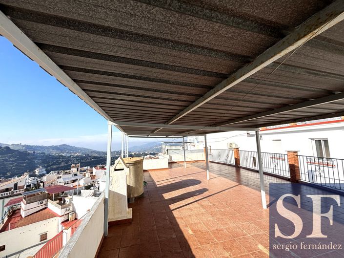 Image No.9-3 Bed Townhouse for sale