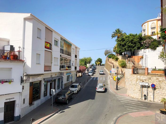 Image No.16-3 Bed Townhouse for sale