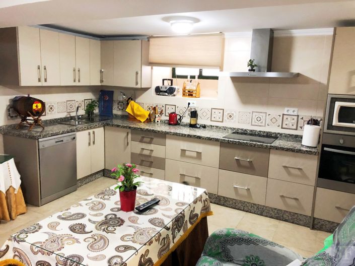 Image No.5-3 Bed Townhouse for sale