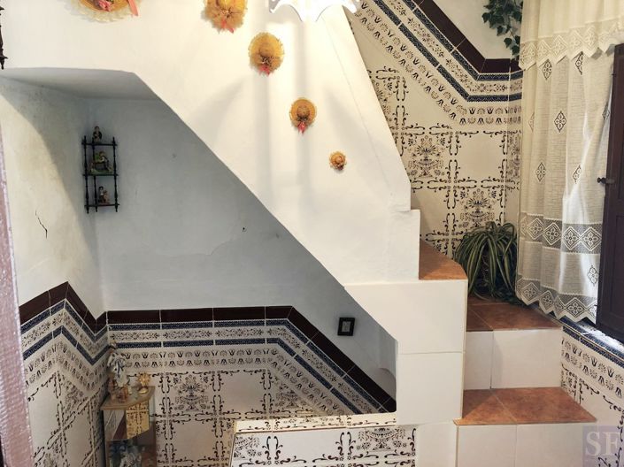 Image No.10-2 Bed Townhouse for sale