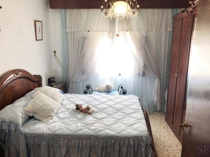 Image No.3-2 Bed Townhouse for sale