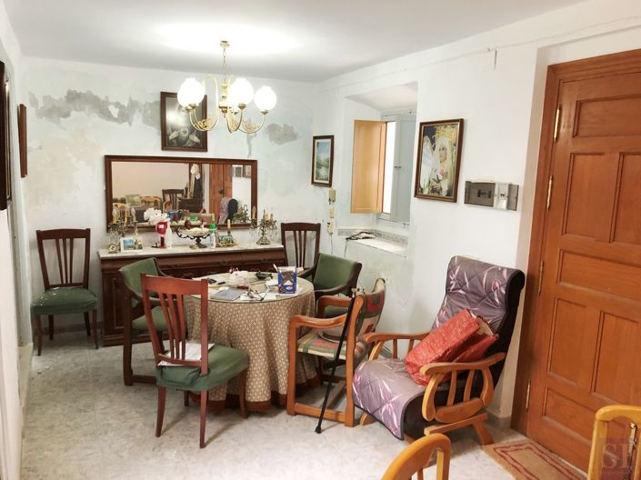 Image No.2-3 Bed Townhouse for sale