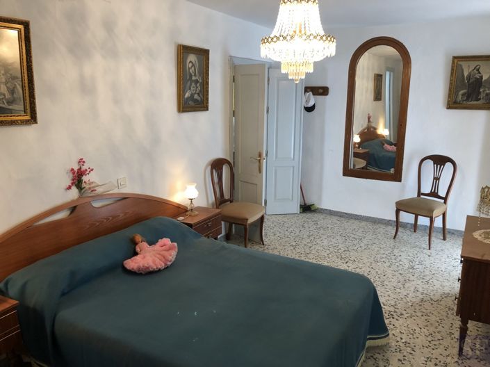 Image No.9-3 Bed Townhouse for sale