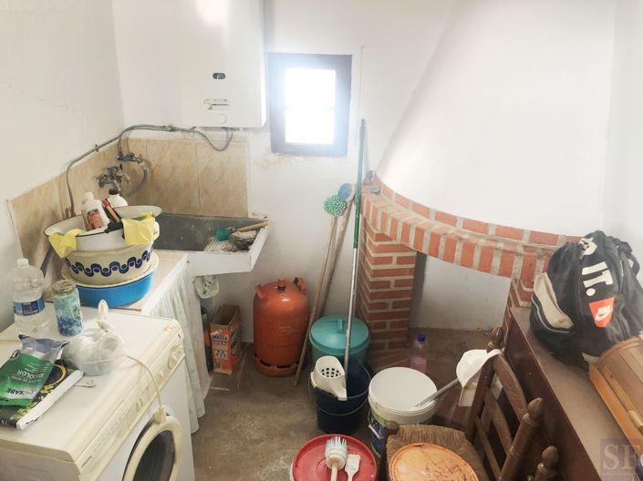 Image No.10-2 Bed Townhouse for sale