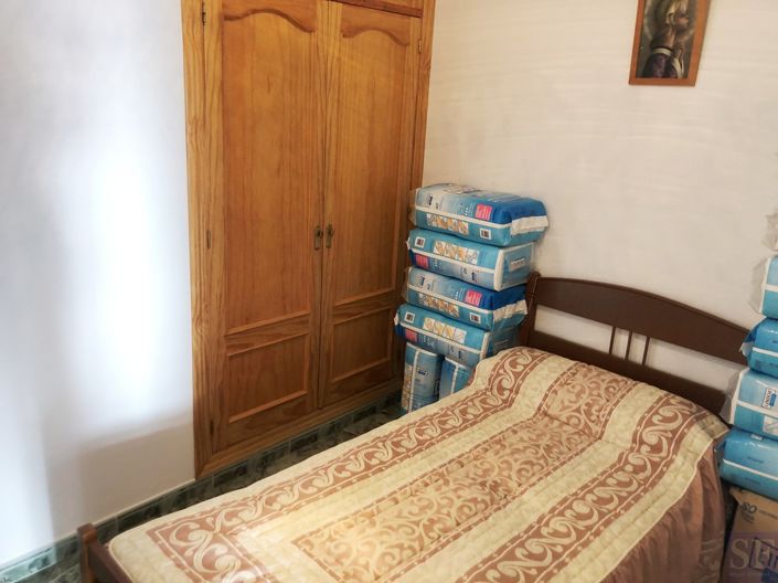 Image No.14-4 Bed Townhouse for sale