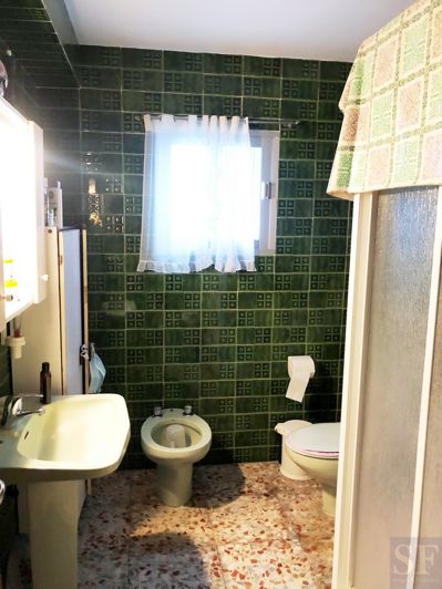 Image No.12-3 Bed Apartment for sale