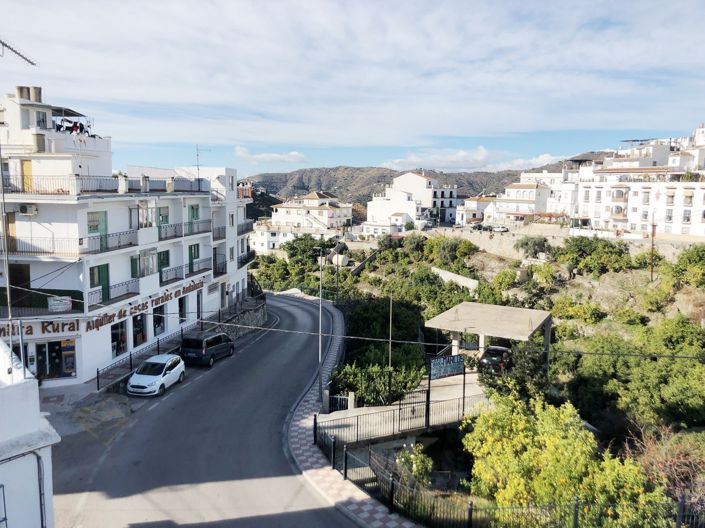 Image No.20-7 Bed Townhouse for sale