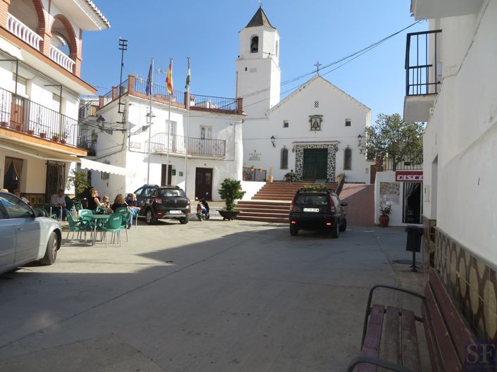 Image No.20-2 Bed Townhouse for sale