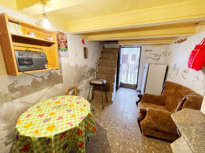 Image No.11-3 Bed Townhouse for sale