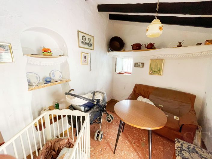 Image No.3-3 Bed Townhouse for sale