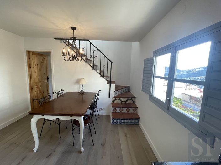 Image No.10-2 Bed Townhouse for sale