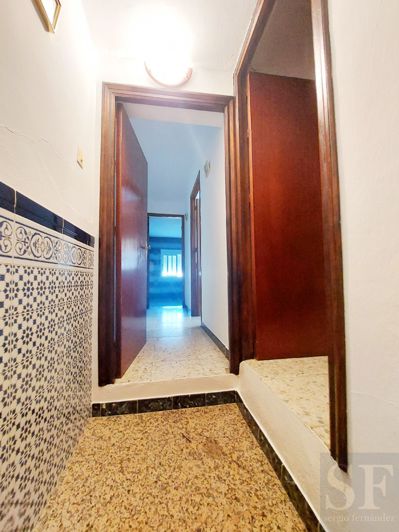 Image No.10-4 Bed Townhouse for sale