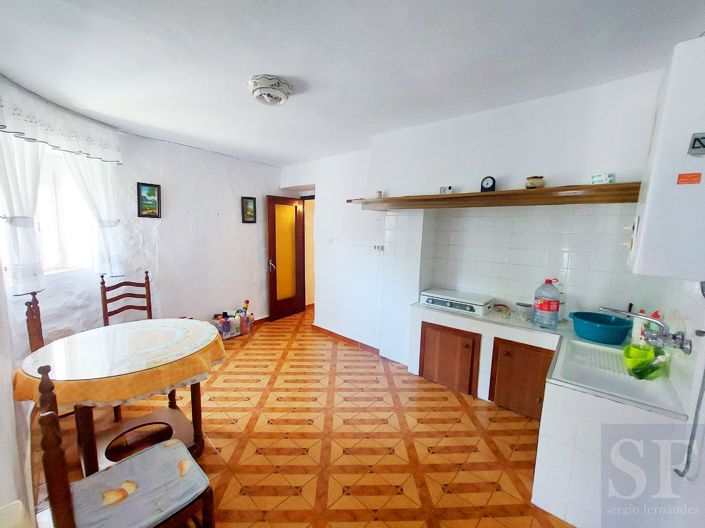 Image No.5-4 Bed Townhouse for sale