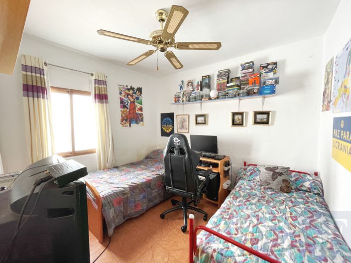 Image No.5-2 Bed Townhouse for sale