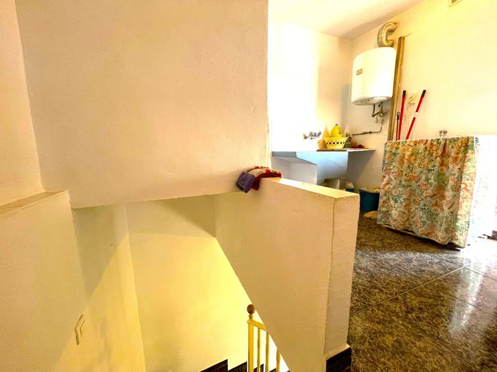 Image No.13-3 Bed Townhouse for sale