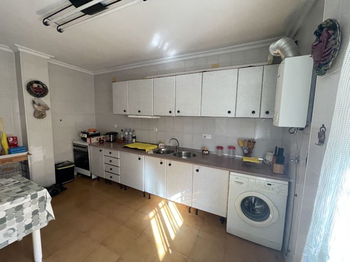 Image No.4-3 Bed Townhouse for sale